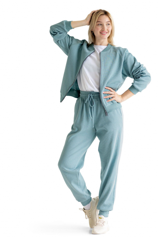 Костюм - Бомбер з рукавом реглан з двома кишенями та Штани з накладними кишенями тіфані кольору