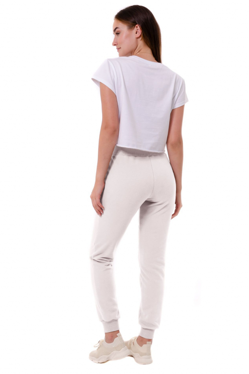 Casual-штанами з середньою посадкою  еластичним поясом та манжетами у перлинному кольорі