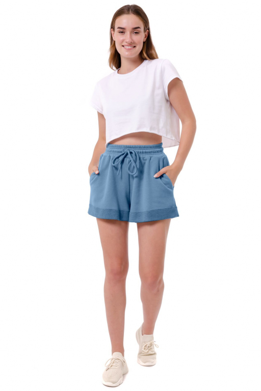 Вільні шорти з декоративним підворотом внизу у кольорі індіго