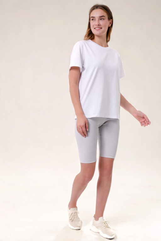 Футболка базова  з коротким рукавом білого кольору